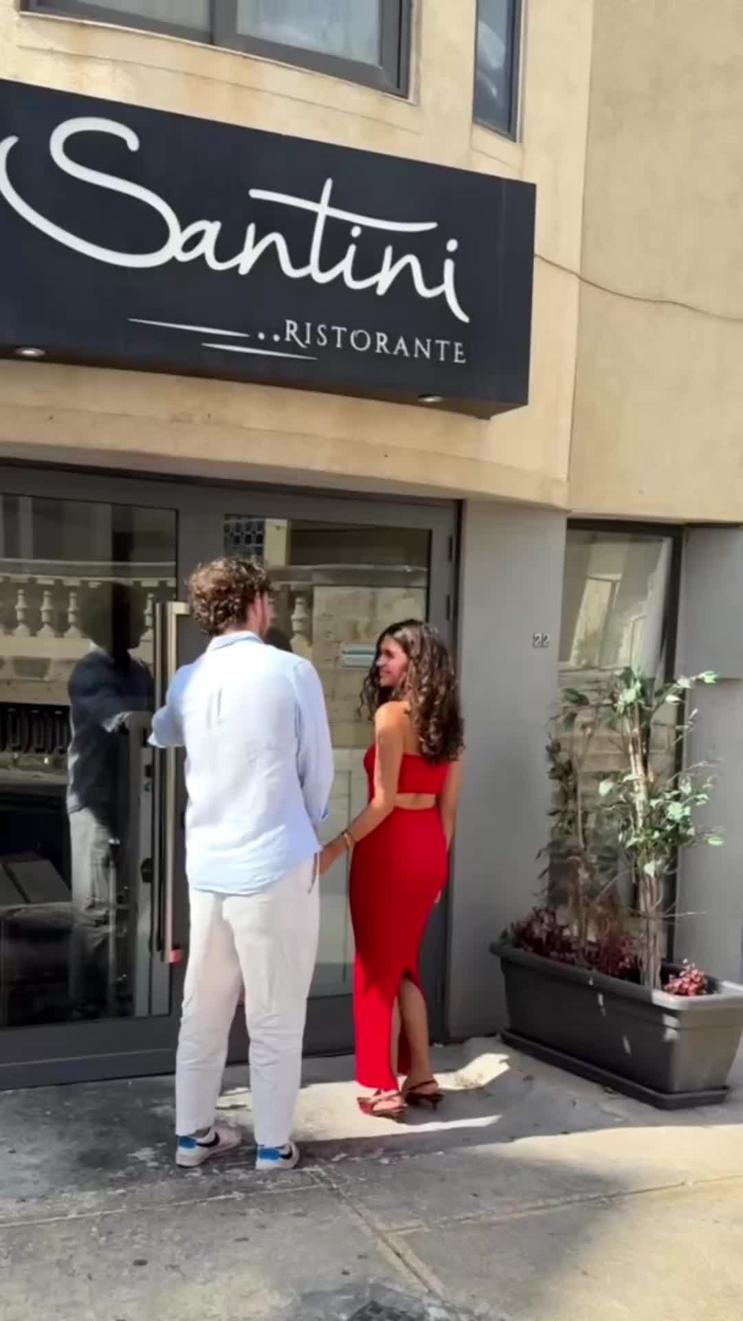 The entrance of Santini Ristorante